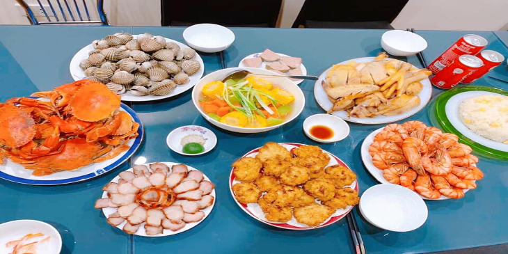 Nhà hàng Sen Vàng là đơn vị đặt nấu cỗ tại nhà uy tín