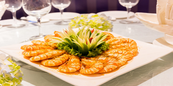 Vì sao nhà hàng Hoàng Thành Hà Nội luôn đông khách?