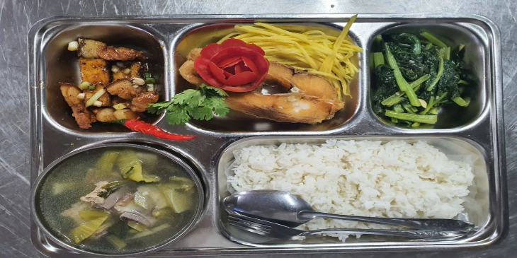 Dịch vụ nhận cung cấp suất ăn cho trường học Hoàng Mai